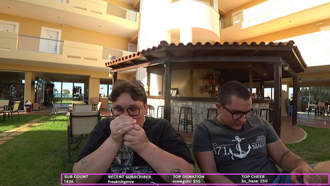 Guy walks into pole LOL