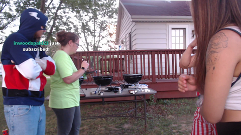 Tyler's Mom Spits Out His Burger