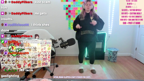 new streamer offers entire 3 minute chicken-dances for 100 bits