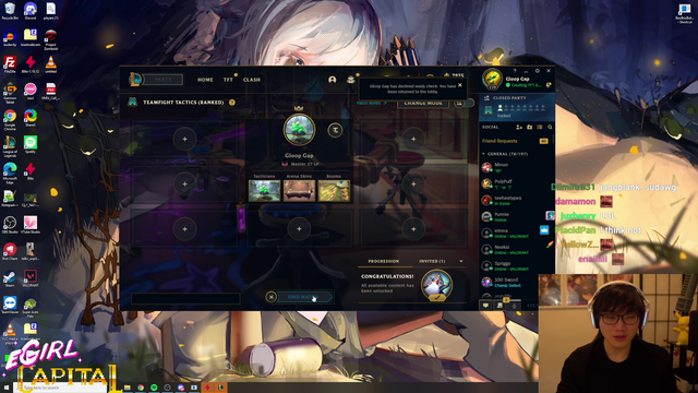 BoxBox queues up before going to the bathroom