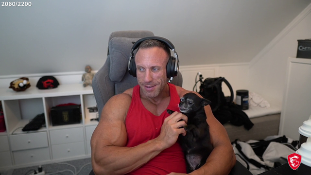 Knut gets some love from his dog