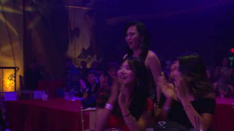 xQc casually colouring in his book at the awards LUL
