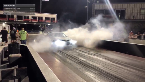 TwitcFemale racer wrecks her car on BeesOnMyHeadTV’s streamh Clips
