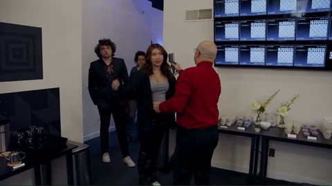 Hans Niemann at security checkpoint - US Chess Championships