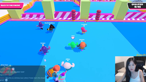 Daph uses 100% of her brain power to overcome her hardest obstacle yet (Fall Guys)