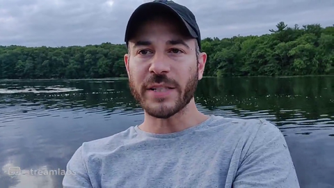 Streamer realizes there are - 1000's of tiny SPIDERS in boat (after canoe through lilypads)