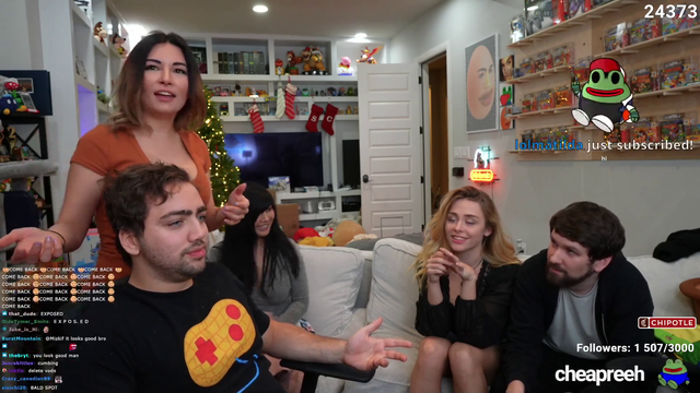 Mizkif and the tits of Alnity