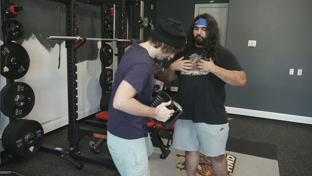 Esfand teaches Mitch proper form