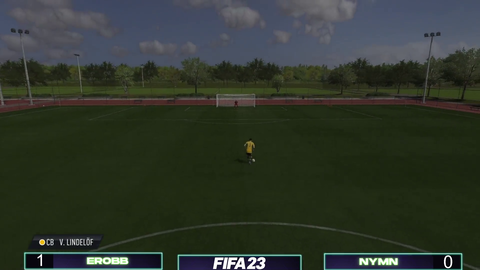 Lacari learns about FIFA Ultimate Team