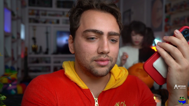 Mizkif joins Twitter space call