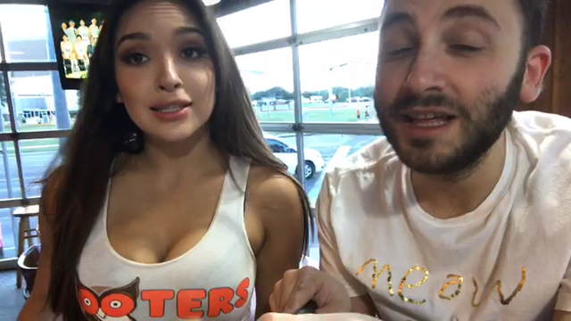 Manager of Hooters kicks reckful out