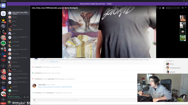 Just Chating BTW . Greek Floppin his meat.