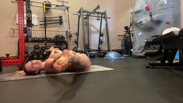 Help chat stretch the muscles