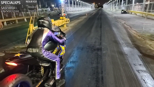 10 Year old kid at the (HOOD TRACK) Dragrace bike