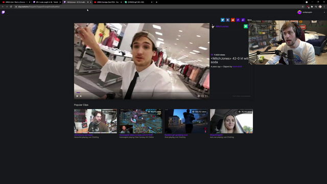 Soda shows a clip on stream of when he was faded on edibles