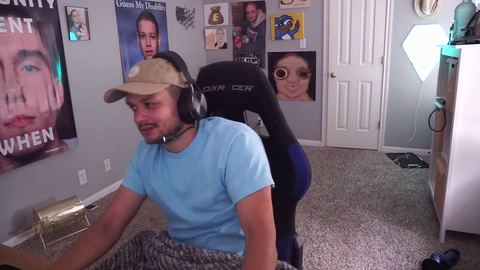 Erobb tries to weasel his way back onto the winning team after intentionally getting kicked from Rust event