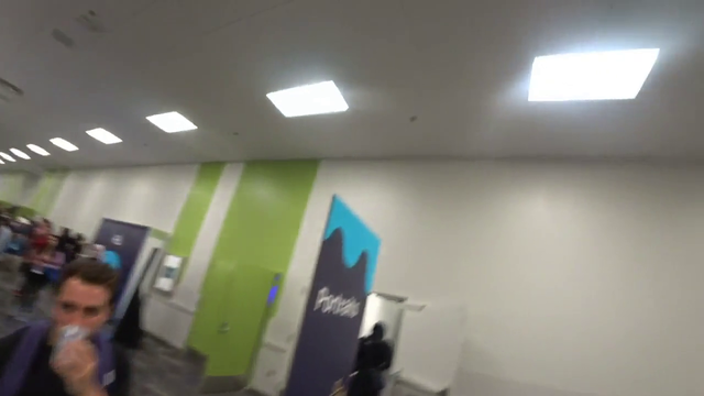 Mizkif says hi to Greek