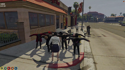 Sasuke and his clan run through the city