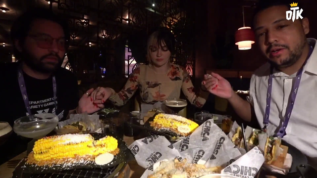 Rare wholesome moment from the Austin gang <3