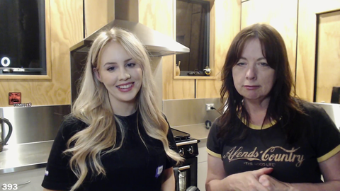 Nalopia visits her innocent mother