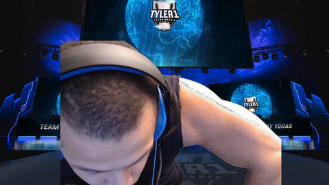 Tyler1 fights off the Hulk live at the TCS Finals.