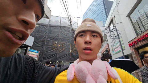 rayasianboy and JOEYKAOTYK meet Anderson .Paak in Japan!