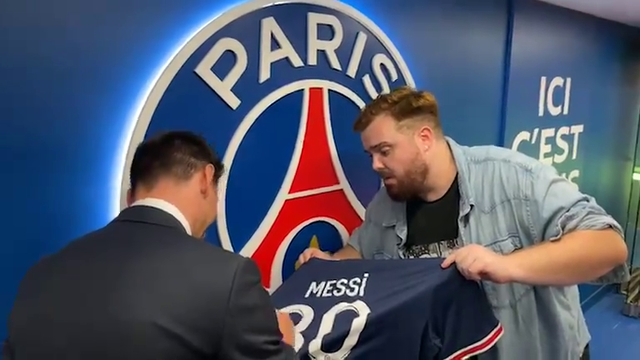 MESSI TALKING ABOUT TWITCH (translation in comments)