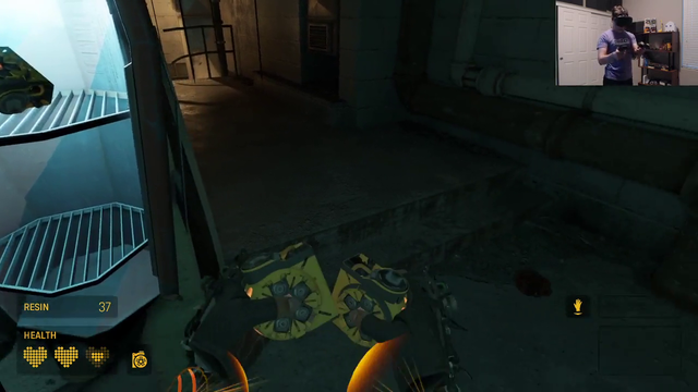 Jerma attempts to use a grenade.