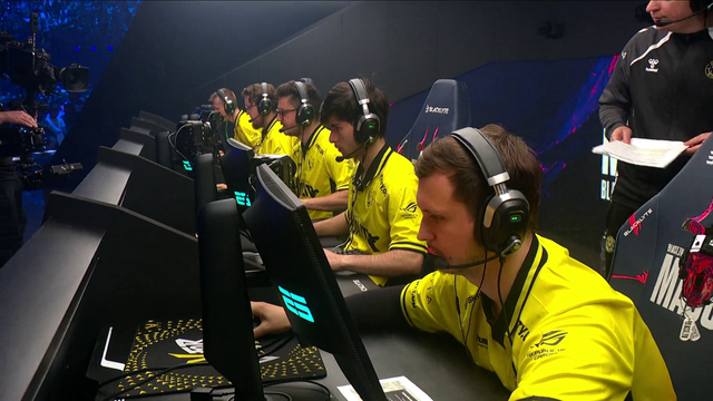 Team Mongols fans supporting CS Grand Finals at 6 AM across the country