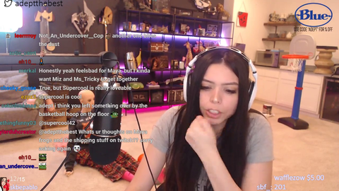 XQC's Mother on Maya Frogs