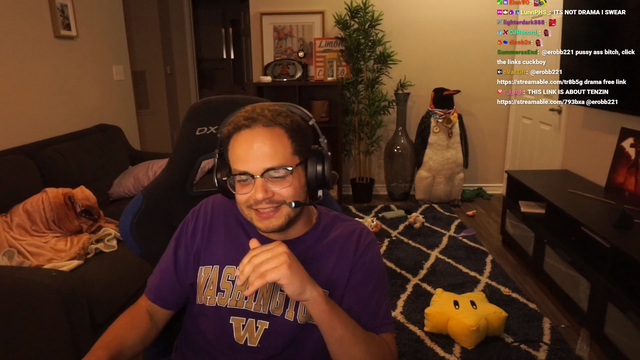 Erobb clicks on a link