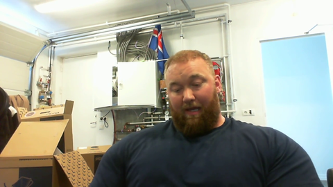 The Mountain "Thor" Björnsson wants Hikaru,Hans and Botez sisters for chess coaching