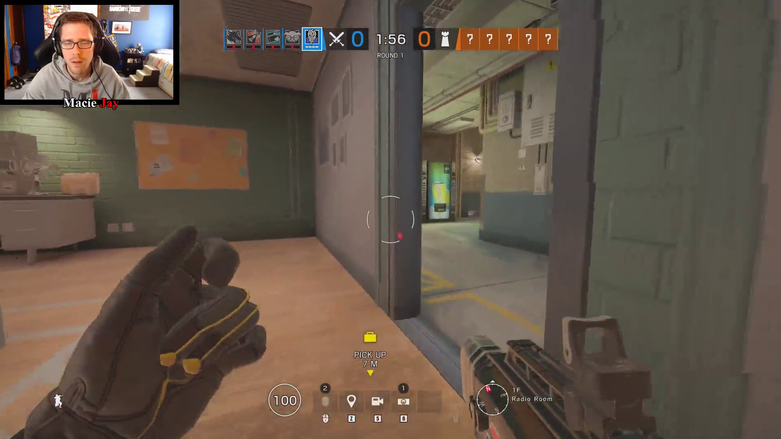 MacieJay scares his doggo after a bad timing