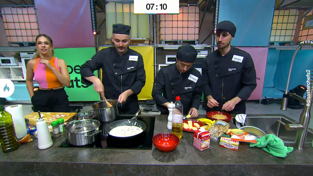 Ibai is currently doing a cooking show for 200k viewers