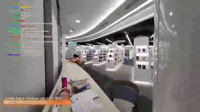Kiarakitty gets phone stolen