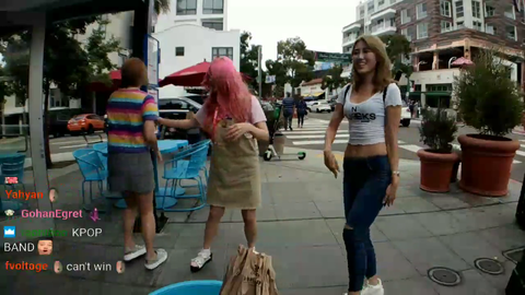 Korean streamers recruiting Kimi to Shameless squad