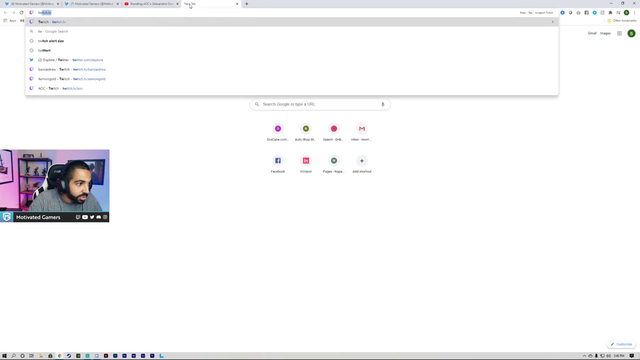 Small streamer reacts to AOC using his designs on her Twitch channel