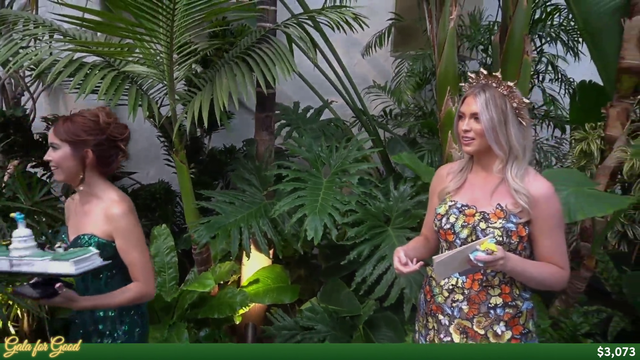 A sloth shows up for the auction