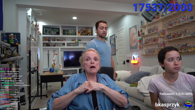 Mizkif & Mama Simply roll Simply