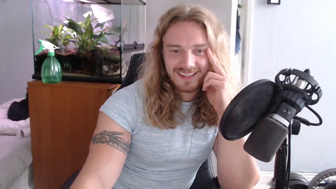 Thor's dad embarrasses him on stream, gets him some grass