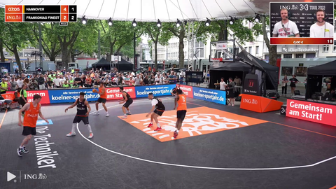 Clean ally-oop dunk in German basketball tournament