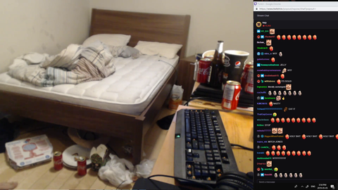xQc starts cleaning his room