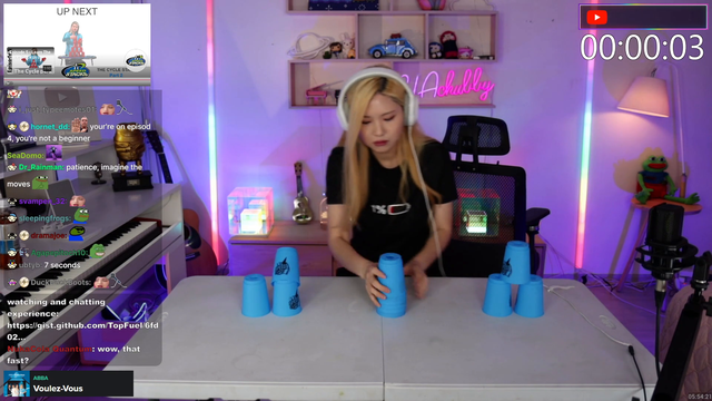 Hachu stacking cups
