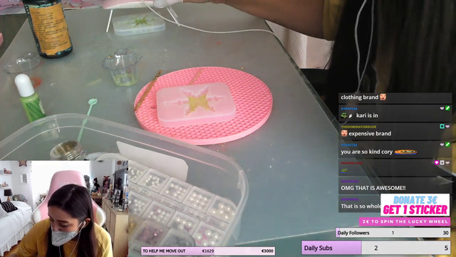 Portuguese Streamer helps poor Brazilian Family and has biggest PepeHands moment