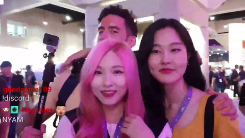 39Daph first time meeting Lacari