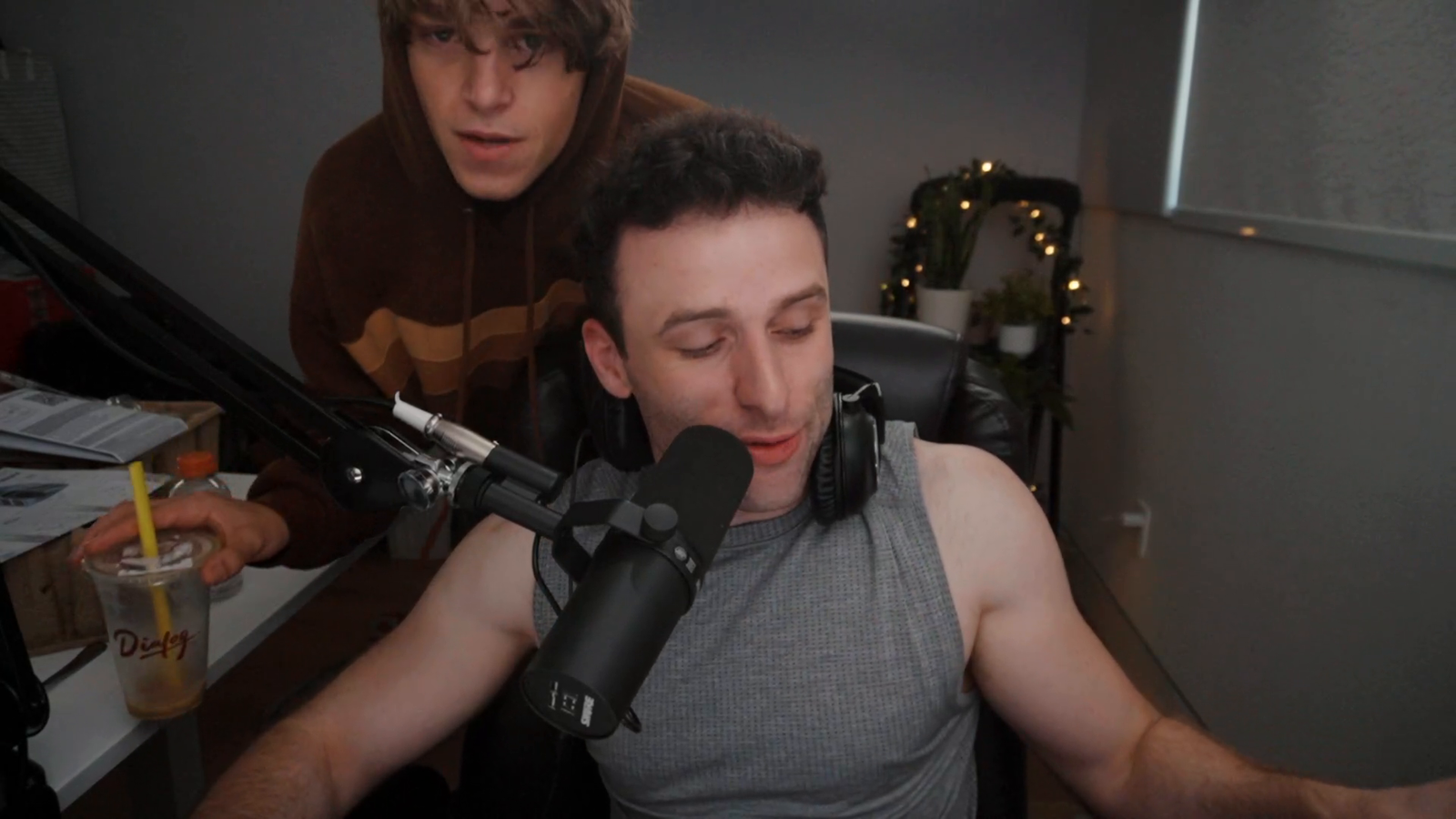 Hasan's goon and defender, Austinshow, is dating a young boy who just graduated college and is a decade younger than him.