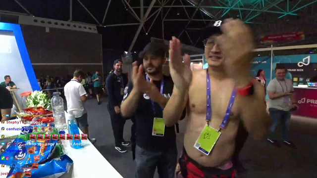 StockGuy and Cooksux have some fun at Twitchcon