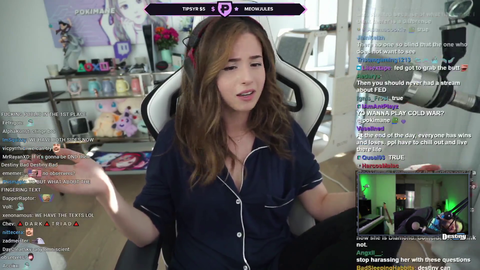 Poki writes Destiny's name in her Death Note and finally takes him out