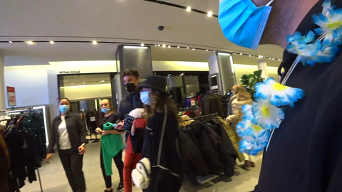 Mizkif loses $20 bet