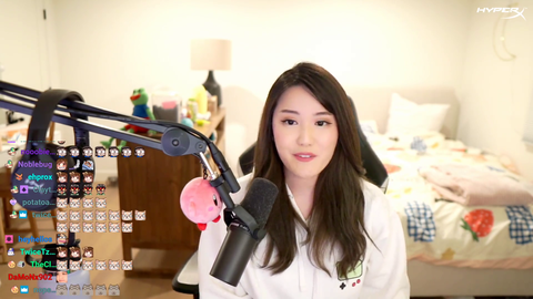 Fed pressured Kimi into cuddling, and still claims he doesn't remember it